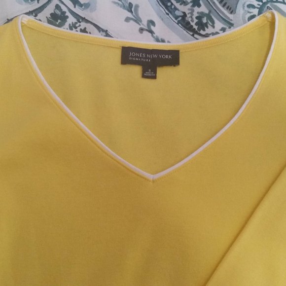 2 for $12 JNY Yellow 3/4 Sleeve Cotton Tee Shirt Size Small - Picture 4 of 7